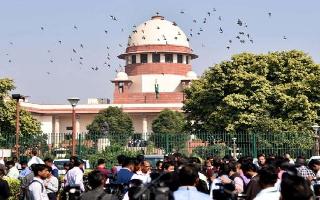 centrefarmers-standoff-sc-says-delhi-police-to-decide-on-rday-tractor-march-centre-withdraws-plea
